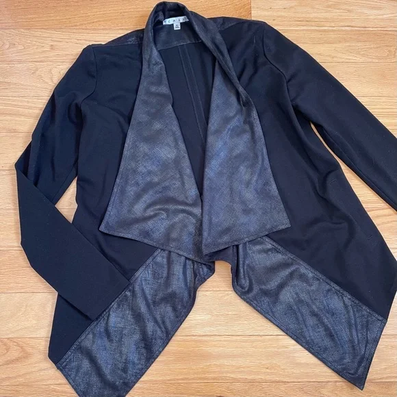 Cabi Owens Waterfall Jacket RARE FIND - Picture 5 of 5